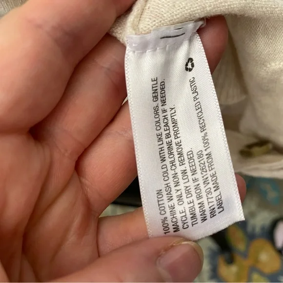 Target 100% Cotton Lightweight Cream Bottom Button Front Cardigan Size M - Picture 3 of 6